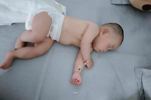枝江没满月的宝宝